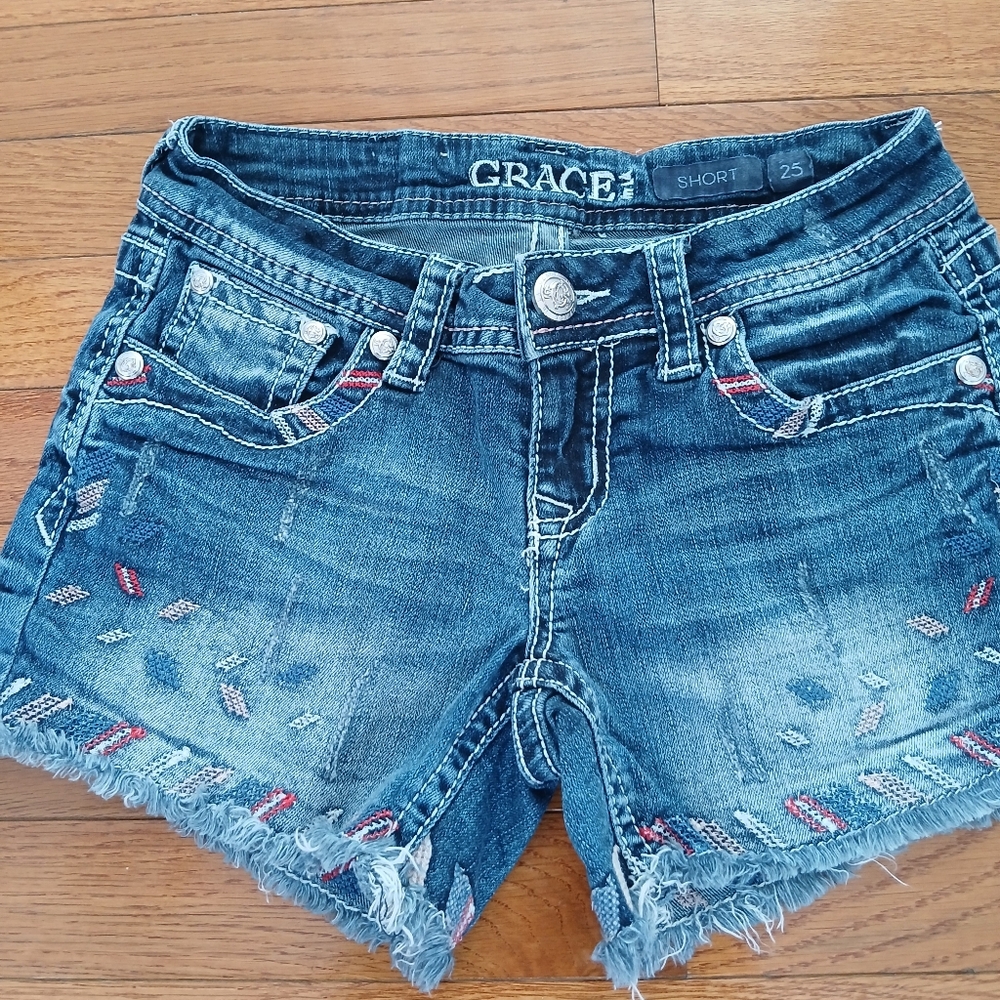 Grace Distressed Blue Jean Shorts Size 25